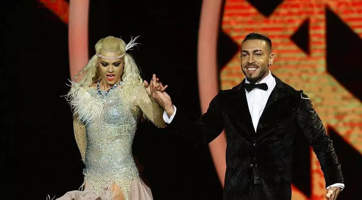 Ce s-a întâmplat cu partenera de dans a lui Alex velea la o zi după finala Uite cine dansează. Unde și-a făcut apariția sexy-blonda | FOTO EXCLUSIV