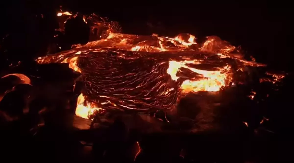 Imagini spectaculoase cu erupția unui vulcan din Hawaii | VIDEO