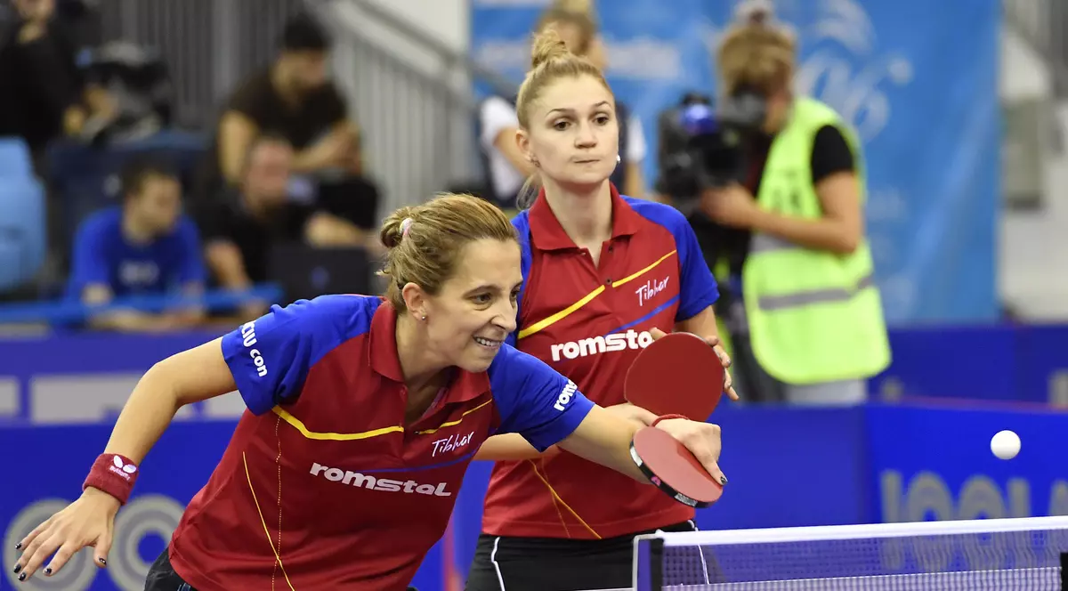 Meciuri de gală pentru sportivii români rămași în cursă la Mondialul de tenis de masă. Eliza Samara și Daniela Dodean intră primele în scenă
