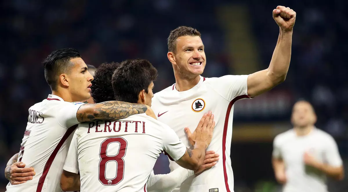 Italia, etapa a 35-a. Lazio, scor de hochei. Roma s-a distrat cu Milan. Rezultate | VIDEO