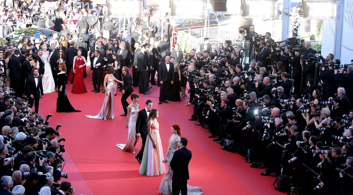 FOTO | Cele mai spectaculoase bijuterii de la Cannes. Vedetele s-au acoperit cu diamante