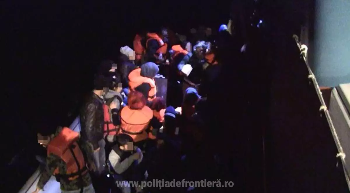 Imigranți alvați din Marea Egee de polițiștii de frontieră români