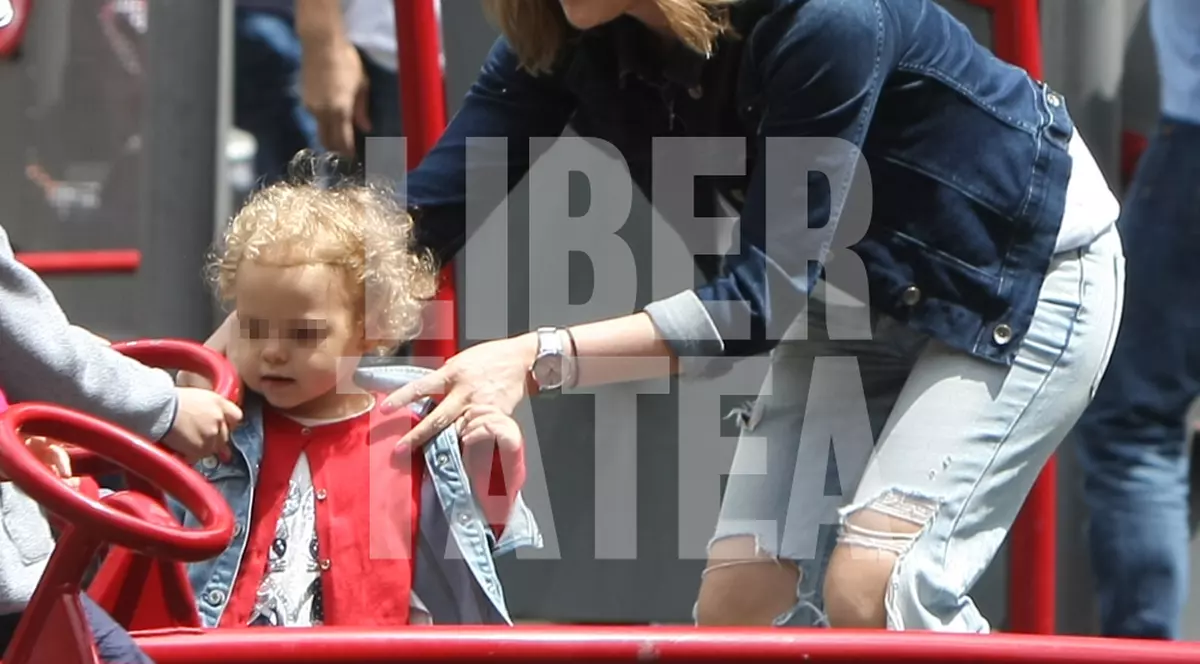 Mirela Vaida a ajuns cu băiețelul la medic. “Câte am trait eu astăzi”