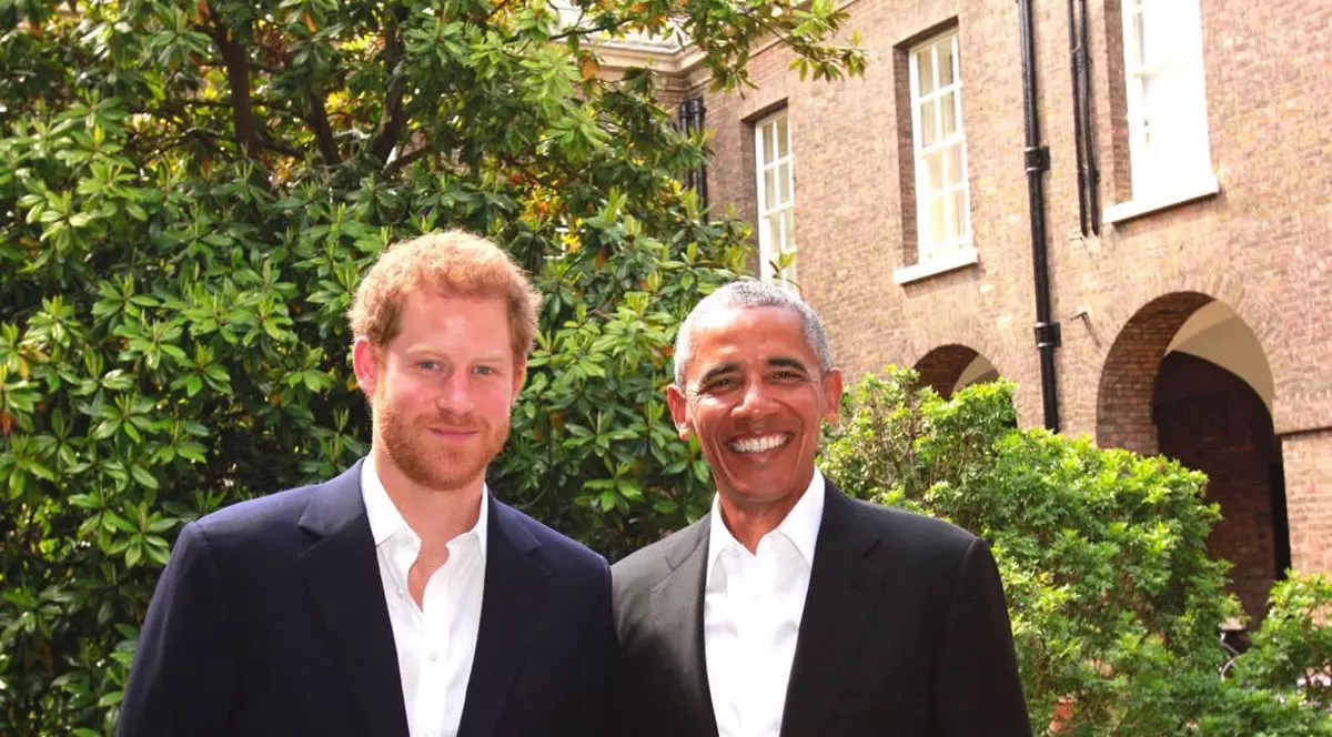 Barack Obama s-a întâlnit cu prințul Harry la Palatul Kensington
