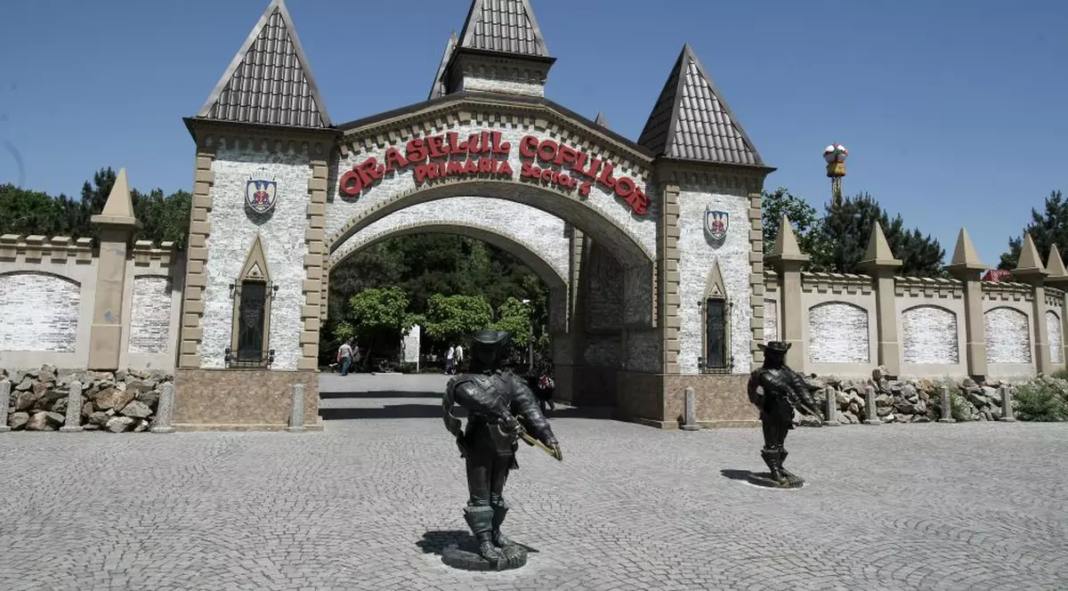 Cum protejăm copiii de caniculă