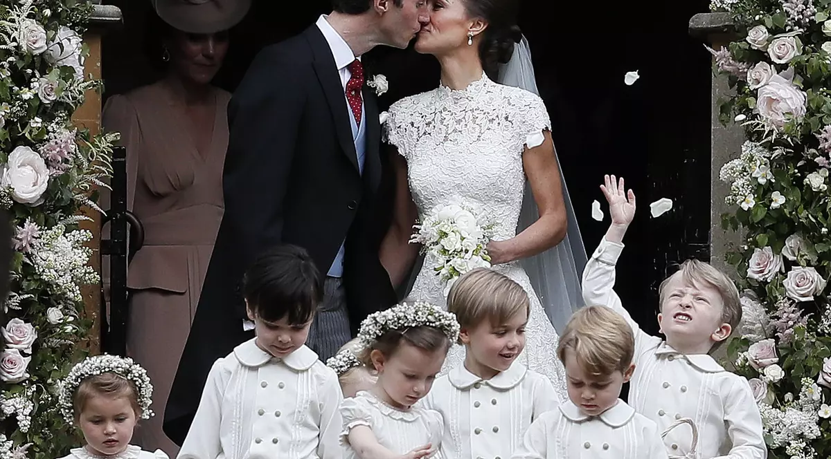 FOTO | Prințul George și prințesa Charlotte, în centrul atenției la nunta mătușii Pippa Middleton