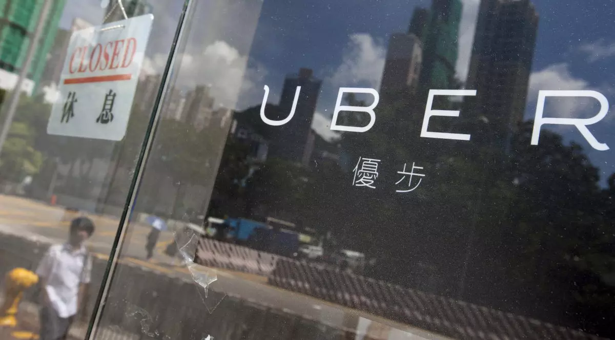 Uber primește o investiție de 10 miliarde de dolari din partea grupului japonez de tehnologie SoftBank