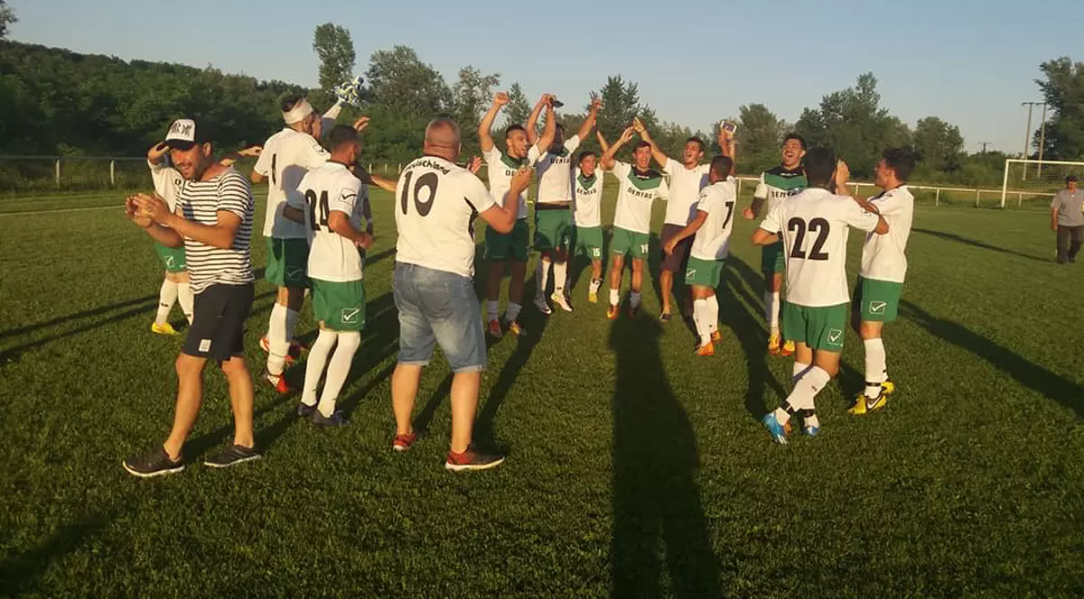​Miracolul de la Tărtășești! Dentaș a câștigat campionatul județean Dâmbovița și va juca barajul de promovare în Liga 3 cu Petrolul Ploiești. Reportaj la IL Caragiale / FOTO&VIDEO​