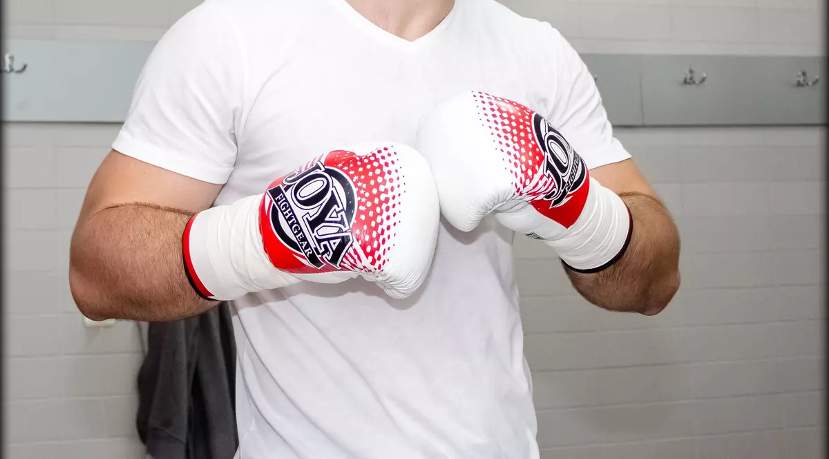 Kickboxing la Ploiești, 17 iunie, stadionul ”Ilie Oană”. Mister KO luptă cu Ivan cel Groaznic