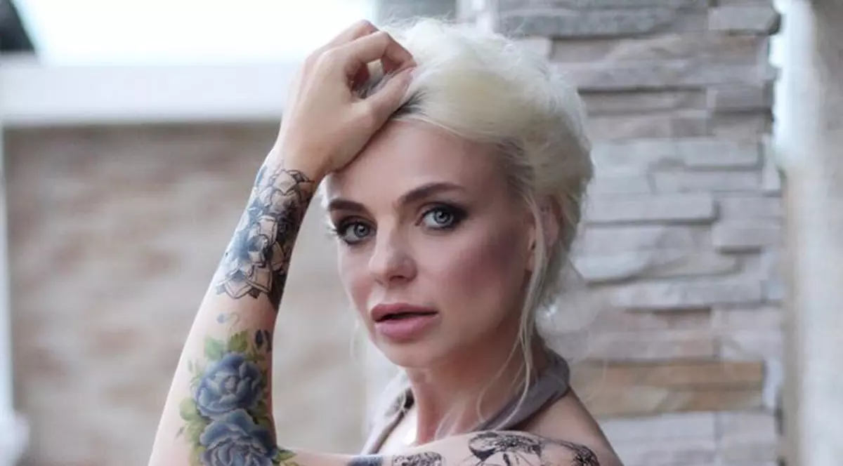 Jojo și Paul Ipate și-au dus fetița la mare. Imaginea cu Zora i-a cucerit pe fanii actriței