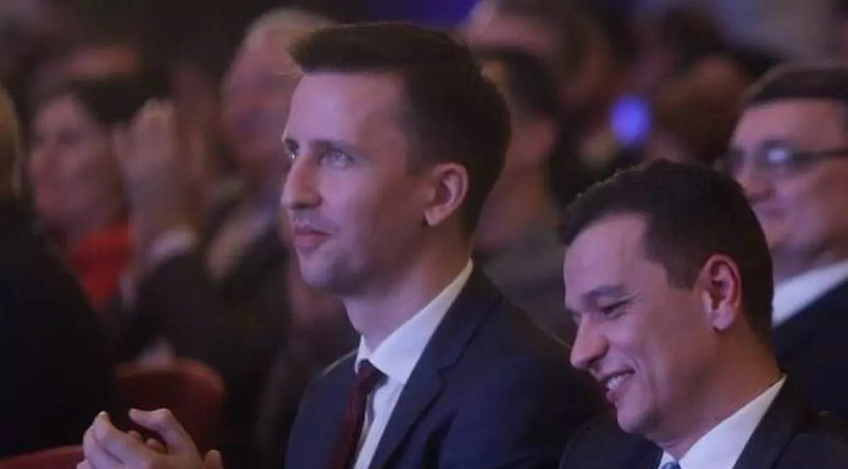 Ministrul Comunicațiilor anunță că nu demisionează