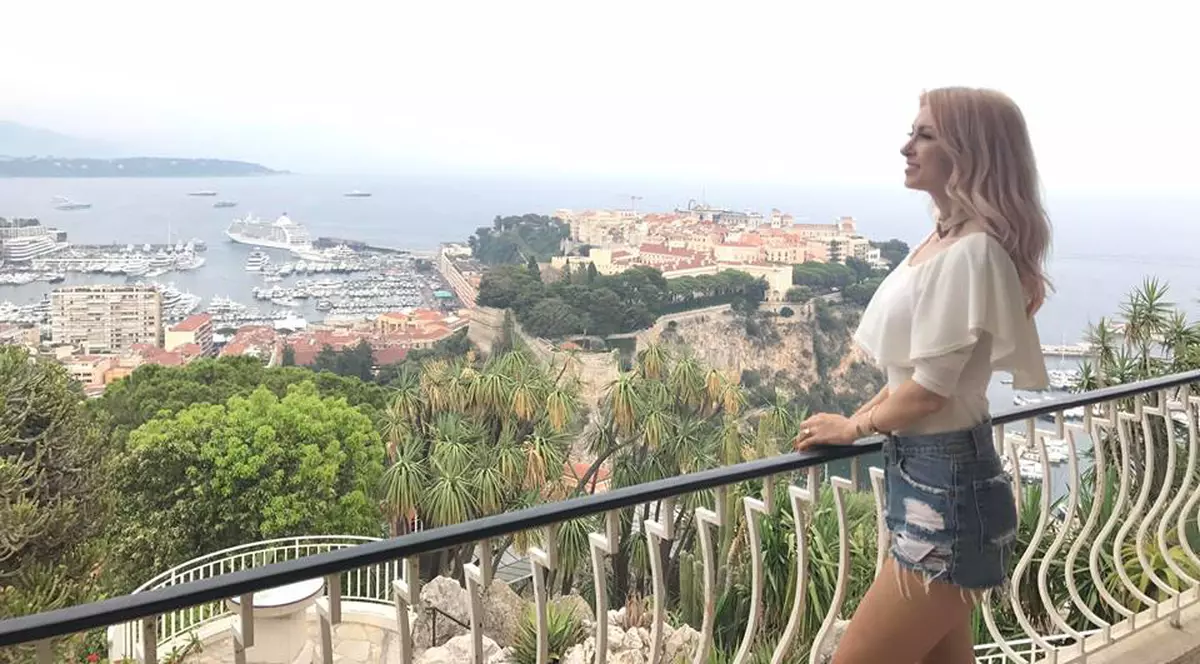 Andreea Bălan și-a aniversat ziua de naștere departe de România. Ce a făcut artista într-o zi așa specială