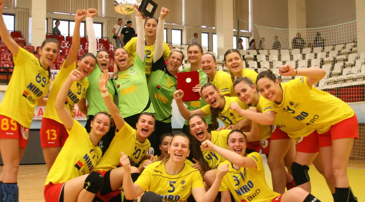 România a cucerit Trofeul Carpați la handbal feminin pentru tineret