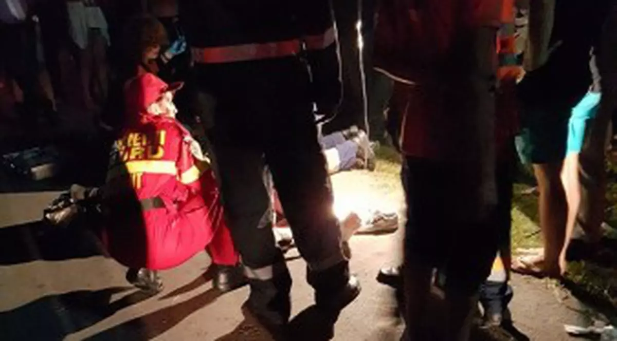 Adolescent ucis într-un accident în Singureni, județul Giurgiu. Mașina s-a izbit violent de un stâlp