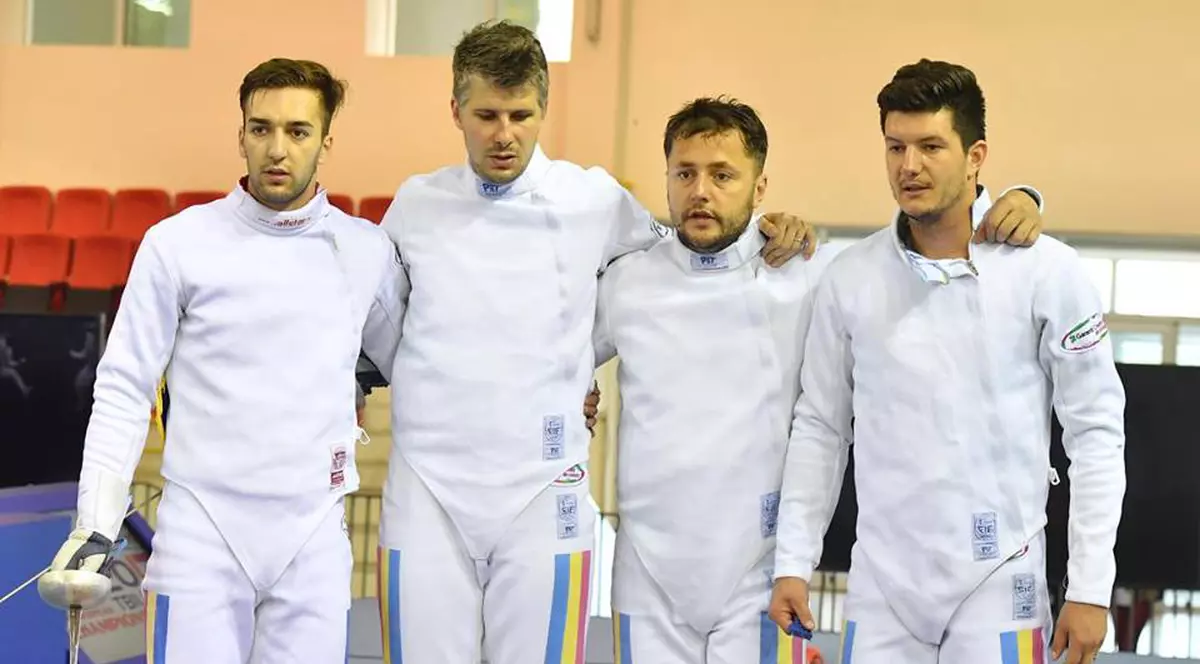 Echipa de spadă masculin a României a fost învinsă de Italia în optimi la CE de scrimă şi va lupta pentru locurile 9-16