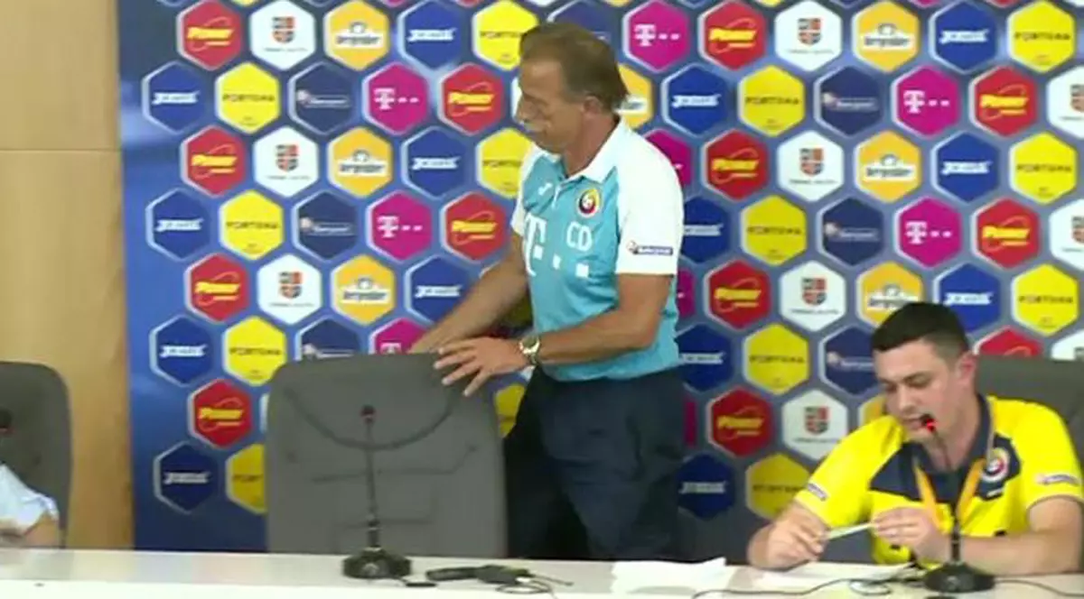 Se clatină scaunul lui Christopf Daum. Azi începe procedura demiterii selecționerului