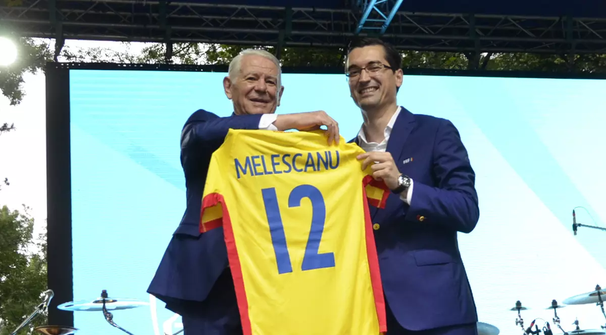 Naționala se scufundă, iar președintele FRF, Răzvan Burleanu, face strategii cu Ministerul Afacerilor Externe