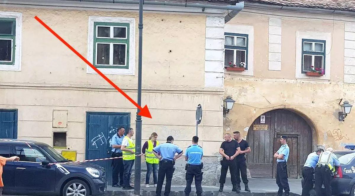 Femeie înjunghiată în Sibiu de o pensionară. La un pas de moarte, după ce a băut cu agresoarea