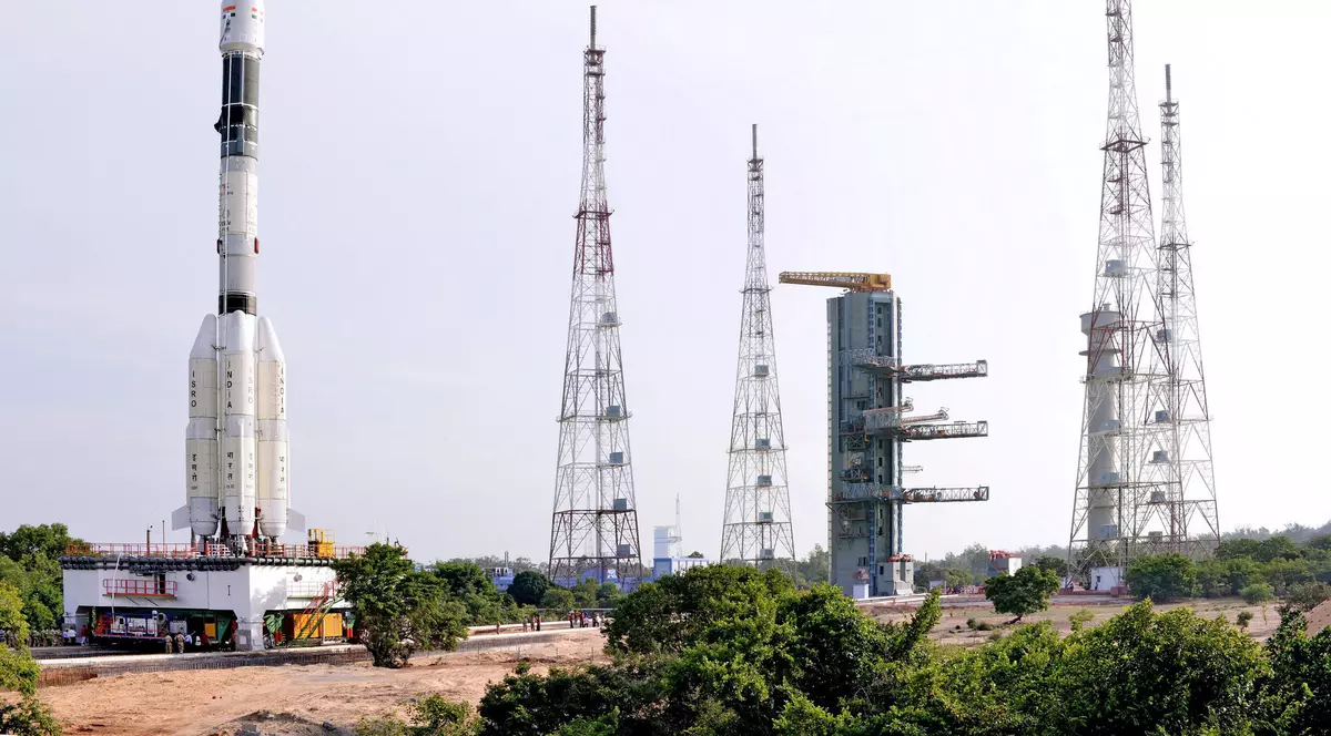 India va lansa un satelit de comunicații de peste 3 tone