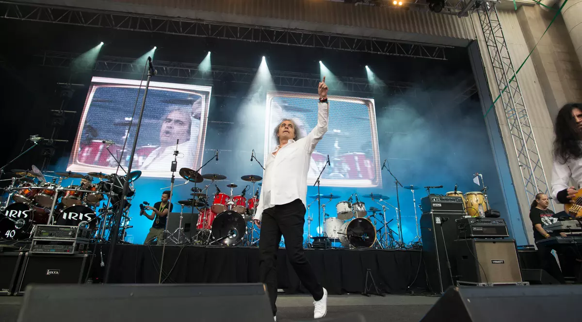 Holograf, Iris și Compact s-au întâlnit “Ca pe vremuri” . Show spectaculos la Arenele Romane