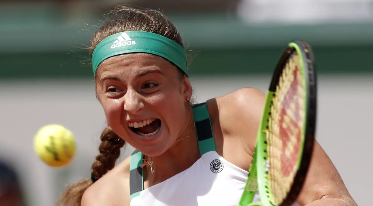 Jelena Ostapenko e nebună! Cine a făcut această acuzație gravă! ”A aruncat cu racheta în direcția unui copil de mingi”