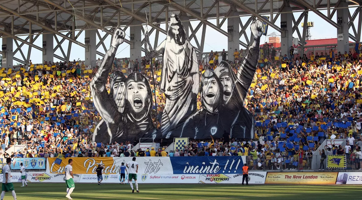 Petrolul Ploiești a promovat în Liga 3. Atmosferă fantastică pe stadionul ”Ilie Oană”. Rezultate | FOTO
