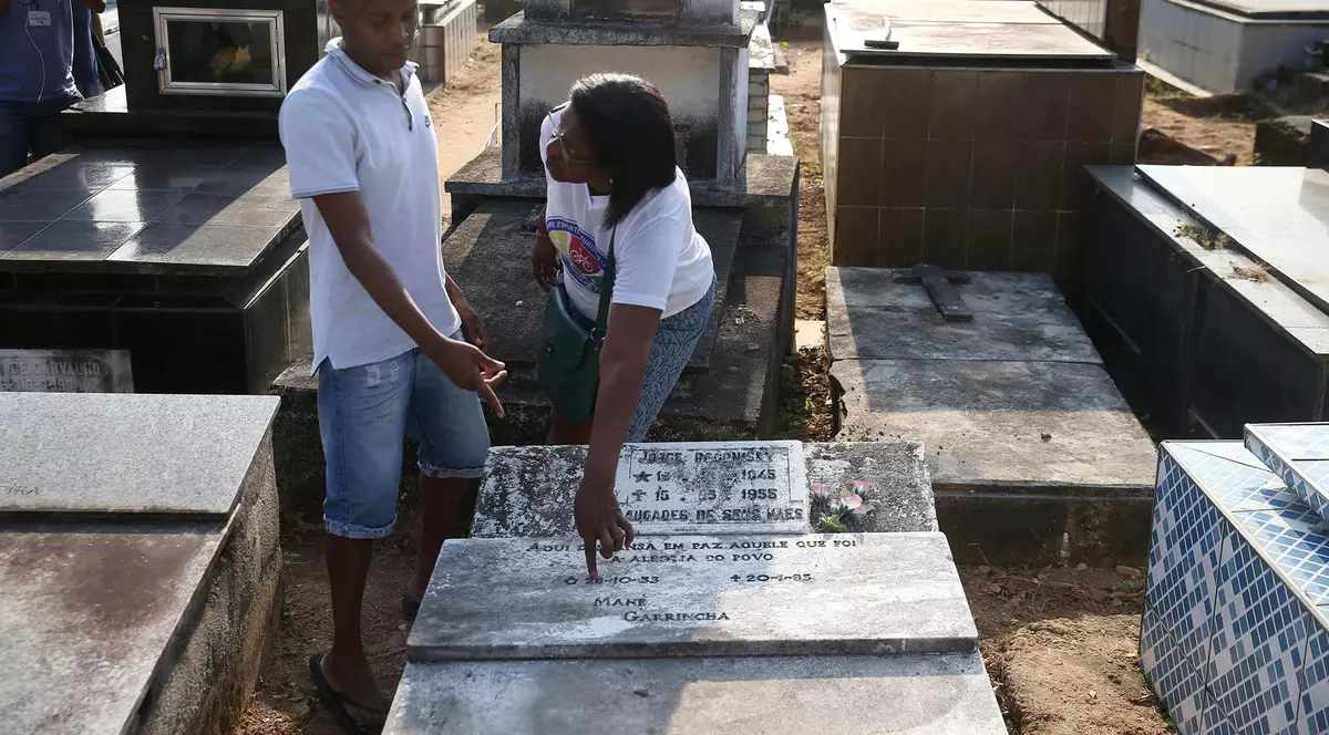 Rămășițele fostului mare fotbalist brazilian Garrincha au fost ”pierdute”