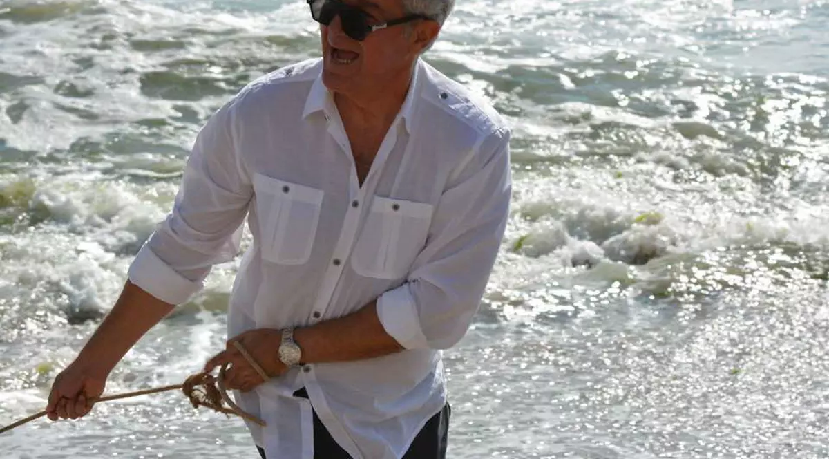 Bittman nu mai stă „cu picioarele în apă rece” cu Odagiu. S-a mutat pe nisipul fierbinte cu mezzosoprana Andreea Ilie!