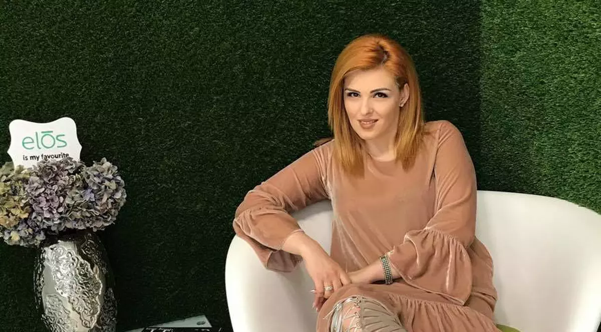 Cum scapă de kilogramele în plus cântăreața preferată a lui Gigi Becali. Diana Bișinicu face crilipoliză