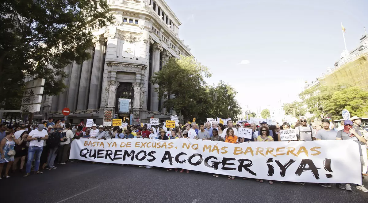 Manifestație pro-refugiați în Madrid: Oamenii au cerut guvernului să primească mai mulți refugiați