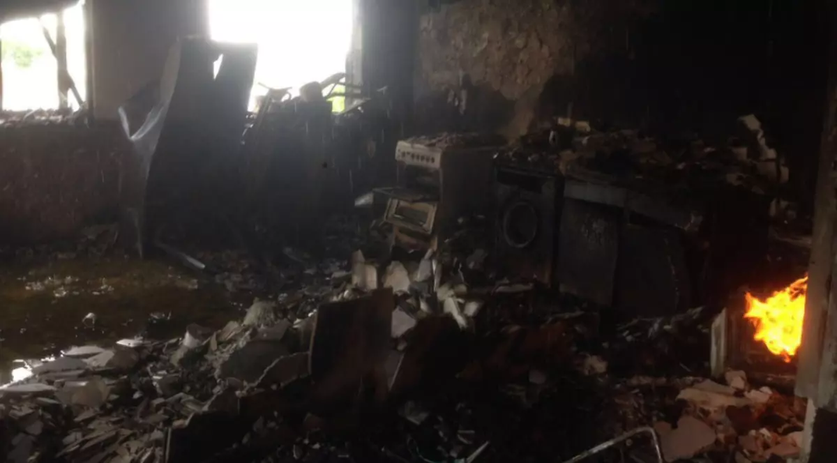 Incendiu devastator în Londra | Primele fotografii din interiorul Grenfell Tower