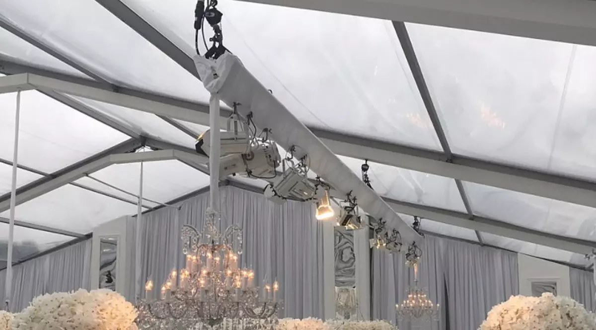 Și-a anulat nunta, însă nu a renunțat la recepție. Gestul impresionat făcut de o femeie