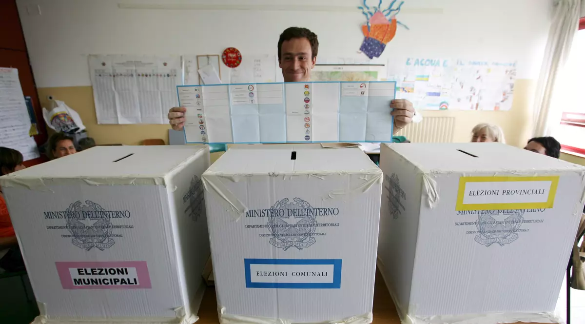 Alegeri locale în Italia. Români pe listele electorale