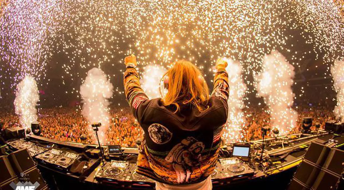 David Guetta, show electrizant la Romexpo. Mii de oameni au venit să-l vadă | FOTO