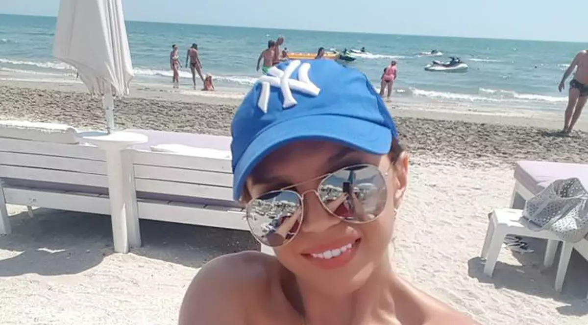 Cristina Spătar și-a dus copiii la mare. Cum s-au distrat micuții pe plajă