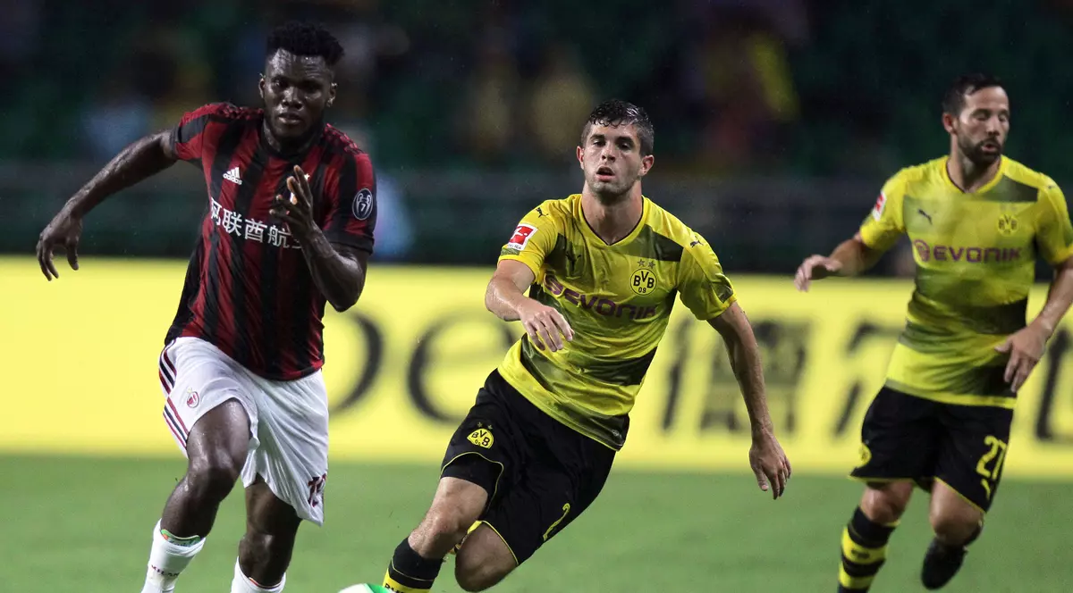 AC Milan scârțâie înaintea dublei cu Craiova din Liga Europa: 1-3 cu Borussia Dortmund. Montella: ”Capul meu este la meciul cu Craiova” / GALERIE FOTO