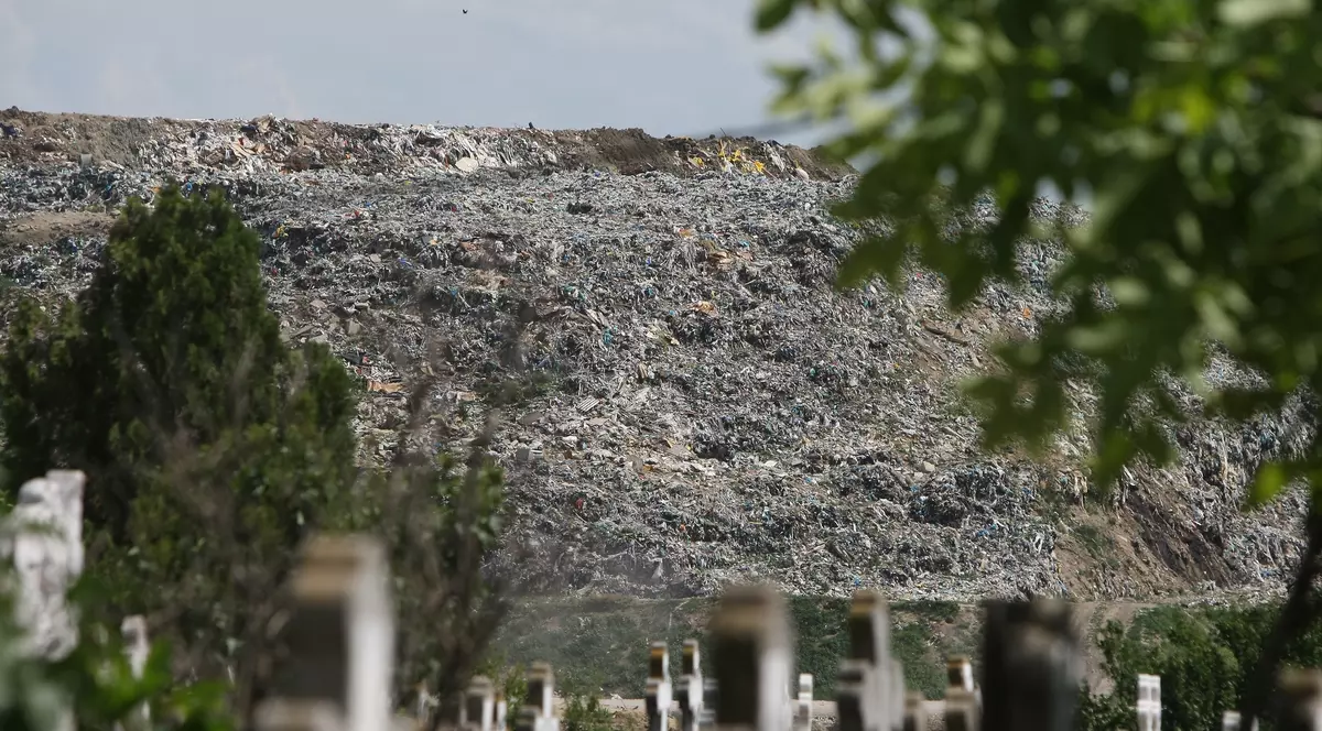 EXCLUSIV. 26 de gropi de gunoi și-au sistat activitatea. Unde punem deșeurile?