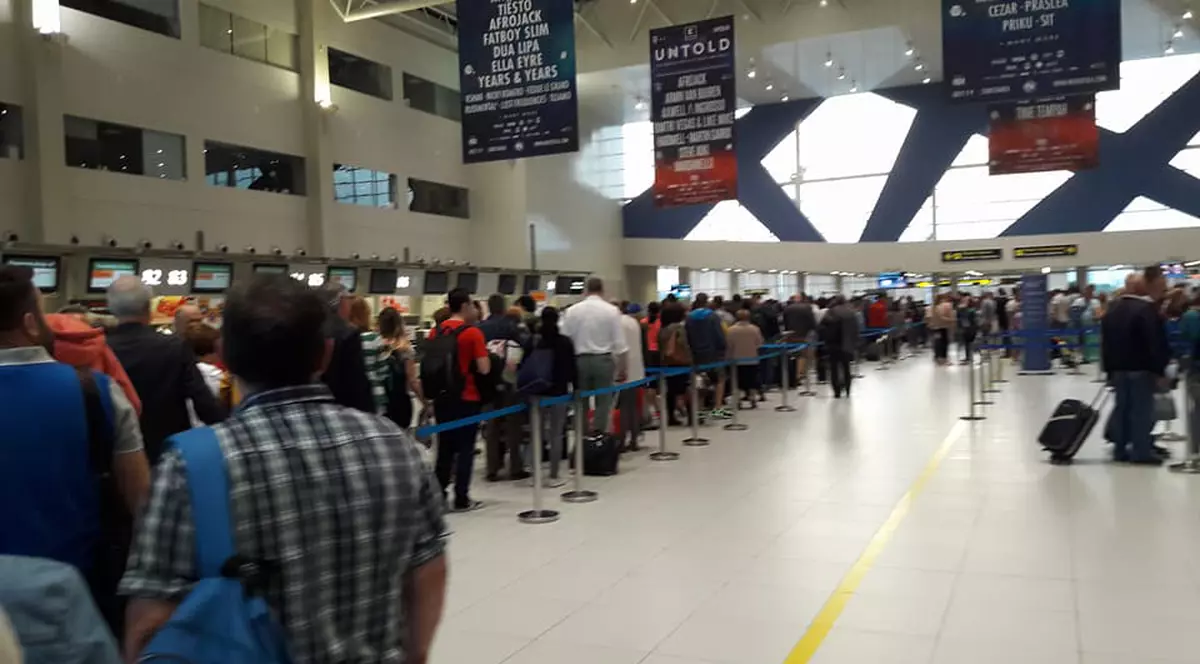 Ce trebuie să facă orice român care pleacă în vacanță în strainătate