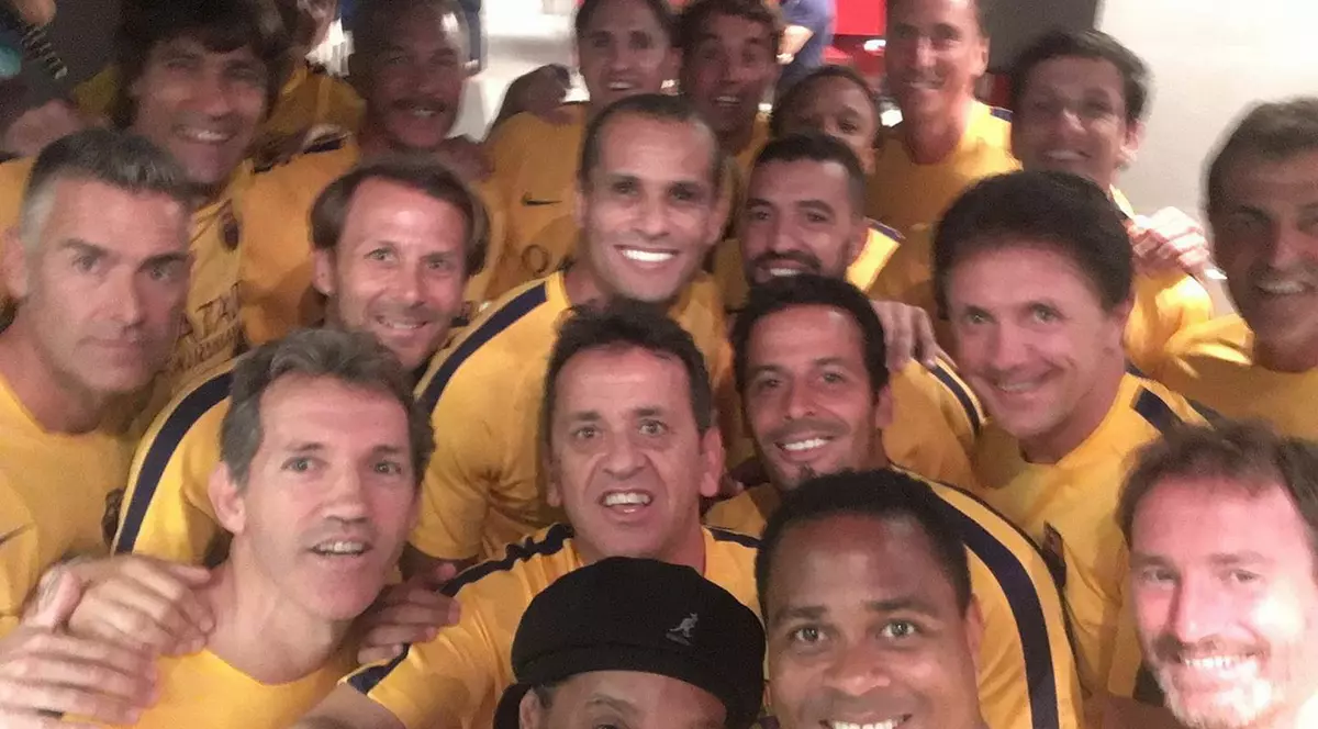 Gică Popescu a revenit pe teren! Fostul mare internațional a jucat pentru FC Barcelona într-un meci caritabil