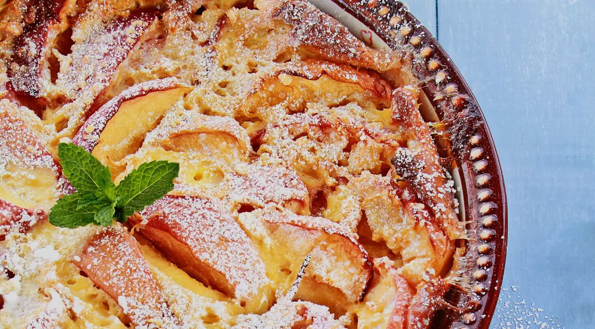 Clafoutis cu piersici