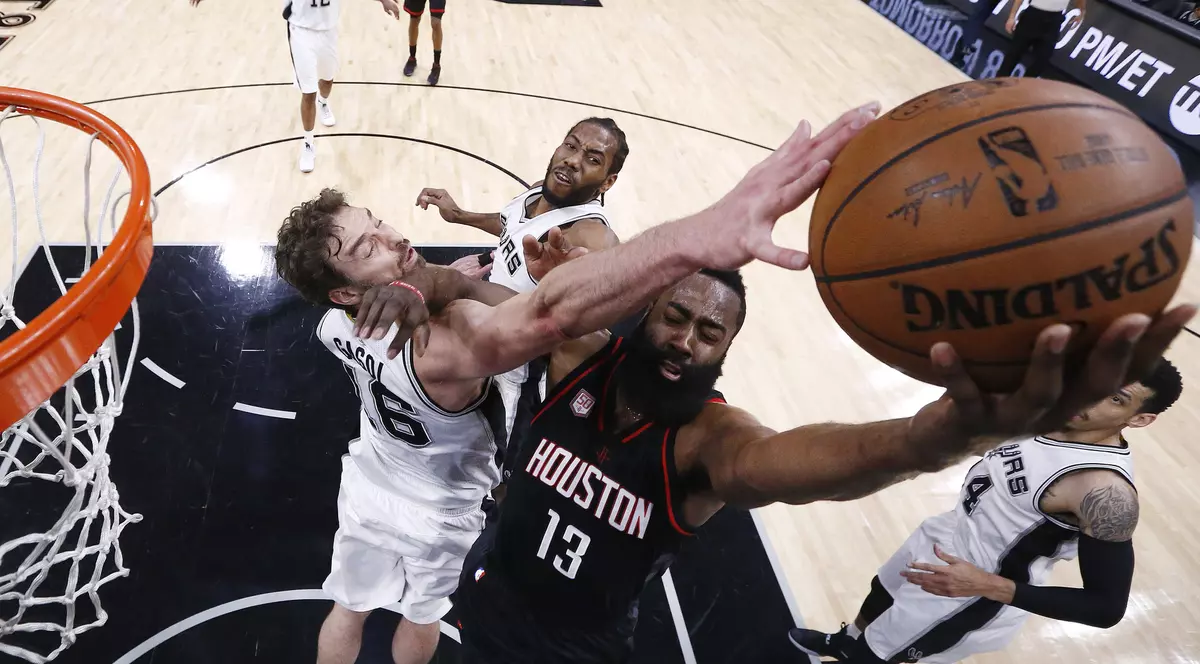 Record de puncte marcate de un singur jucător la un meci din NBA