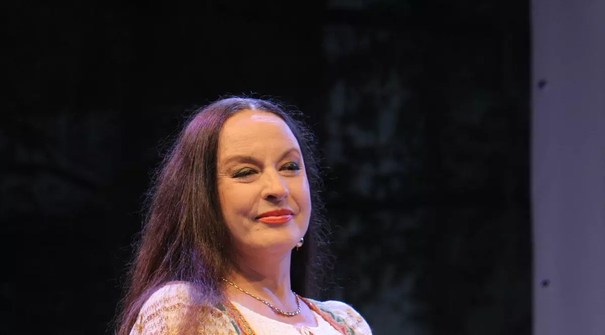 Maria Dragomiroiu par lung