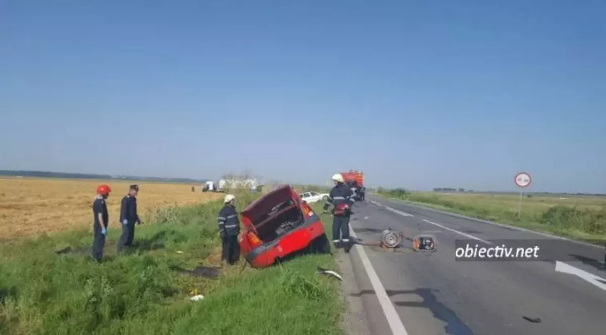 Trei grav răniți într-un accident pe DN 2, la Mihăilești