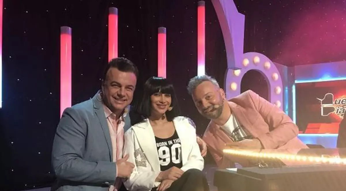 Duelul pianelor de la TVR 2 caută cea mai bună voce de karaoke