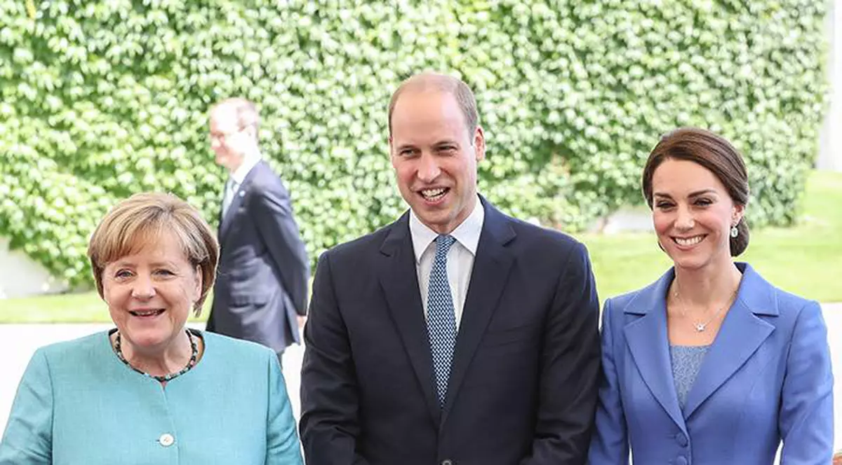 Prințul William și Kate Middleton s-au întâlnit cu Angela Merkel
