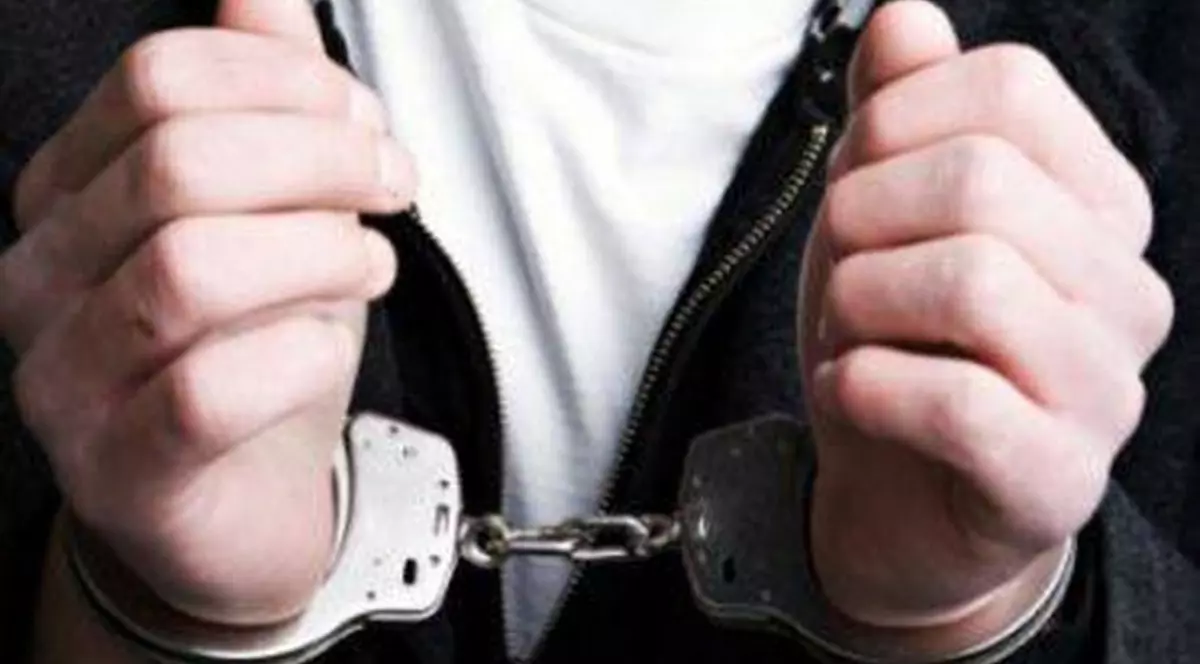 a injunghiat un manelist