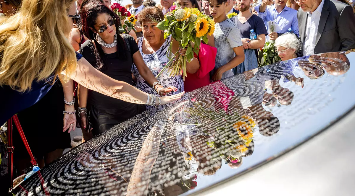 Memorial pentru victimele zborului MH17, la trei ani după ce avionul a fost doborât în estul Ucrainei