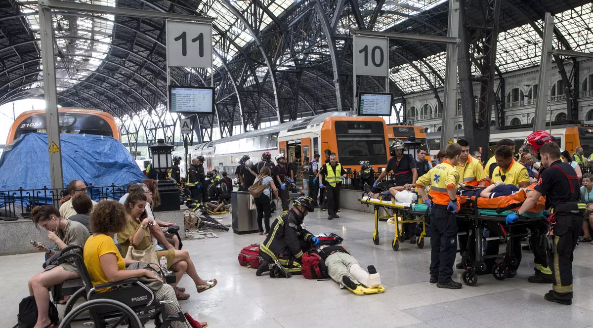 Accident feroviar în Barcelona, soldat cu zeci de răniți. Un român se numără printre victime