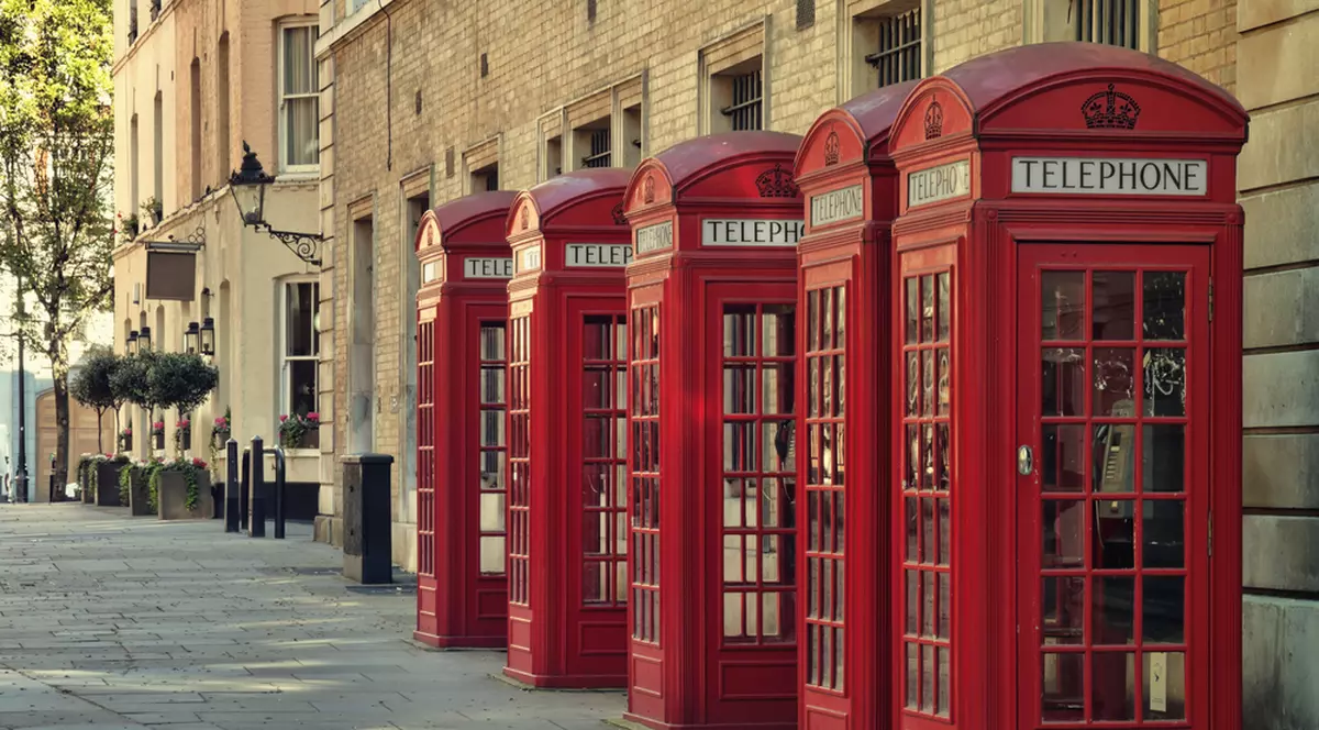 (P) Londra e un oraș al celebrităților. Află unde să mergi în vacanță ca să te întâlnești cu vedetele!