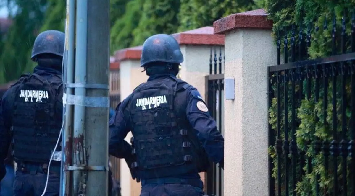 Percheziții în trei județe, în dosarul Diplome de licență fără studii